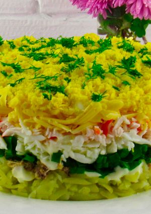 Фото Салат "Аристократ" на праздничный стол из простых продуктов.