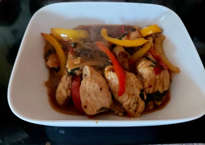 Recipe of Favorite My Chilli Garlic Chicken with Sweet Peppers, Spinach + Onion 😍