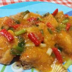 A picture of Fillet ikan bawal asam manis.