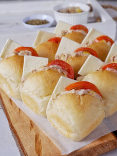 Foto resep Pull-Apart Tuna Mayo Sandwich
