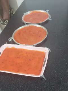 عکسی از دستور لواشک زردآلو و آلو قرمز😋😍