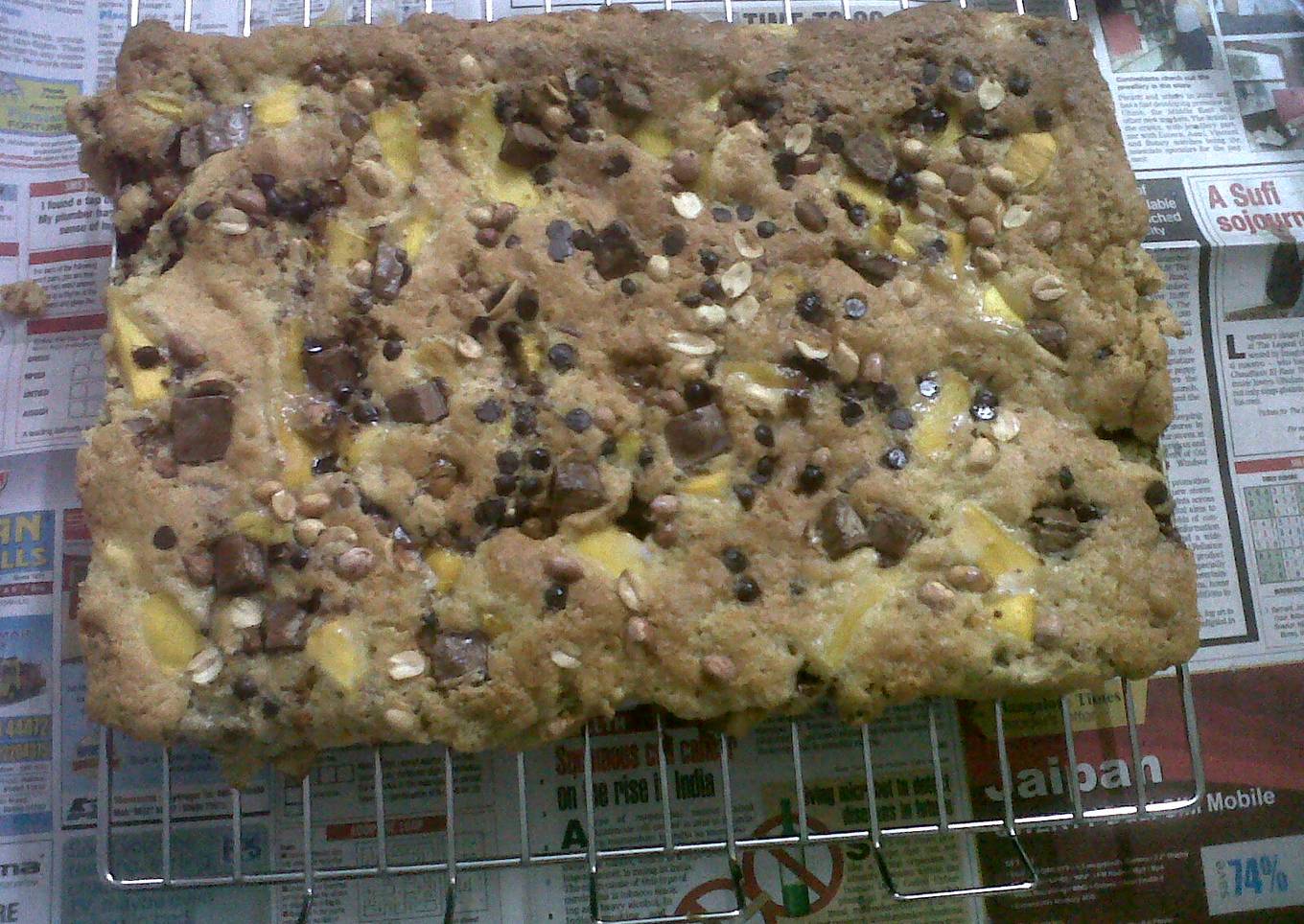Mango, Peanut and candy Bar blondies