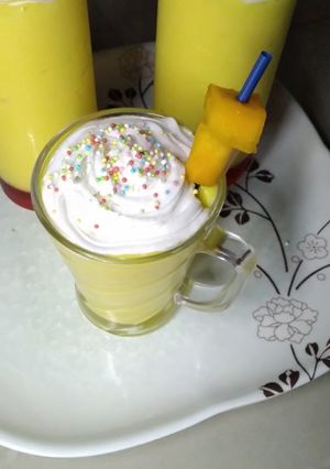 A picture of Mango milk shake.