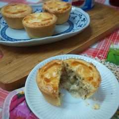 รูปของ Chicken pie/ pai ayam