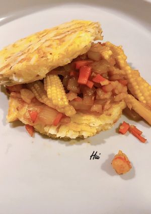 蛋煎麵線海鮮蝦堡（也能做寶寶副食品） 的食譜成品照片