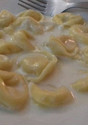 Una foto de Tortelloni con roquefort