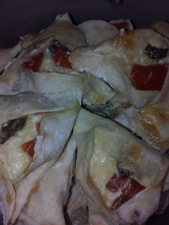 Una foto de Empanaditas caprese