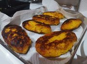 Una foto de empanadas de platano