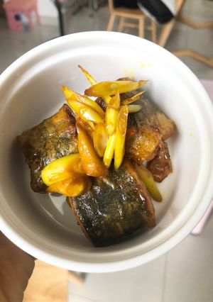 Hình của món Đậu hũ kho sả nghệ.