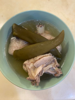 剝皮辣椒雞湯 的食譜成品照片