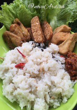 Foto resep Nasi liwet teri simple