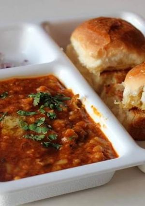 A picture of Pav bhaji.