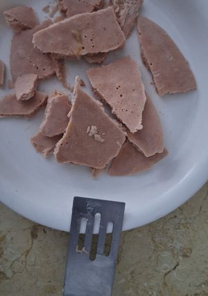 A picture of Keto Strawberry Yogurt Bark.