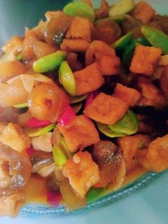 Foto resep Oseng Kikil ft. Pete, Tahu