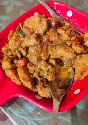 স্পাইসি চিকেন (spicy chicken recipe in Bengali) রেসিপির প্রধান ছবি