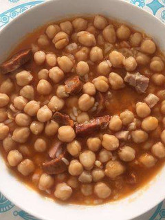 Una foto de Garbanzos con arroz FussionCook y tradicional