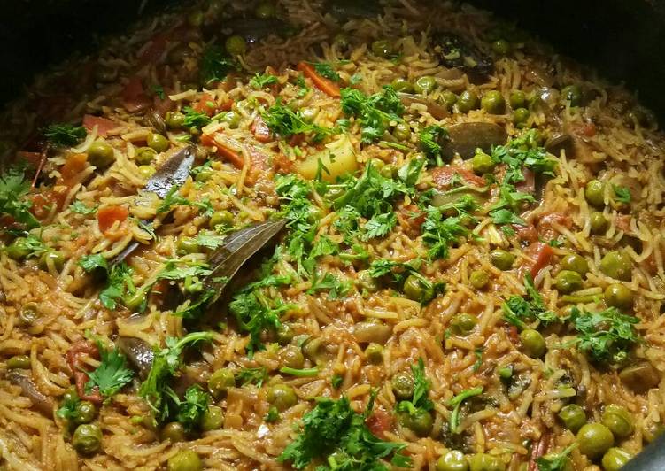 Vangi bhat (Brinjal masala rice)