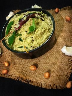 नारियल की चटनी (Nariyal ki chutney recipe in Hindi) रेसिपी मुख्य फोटो