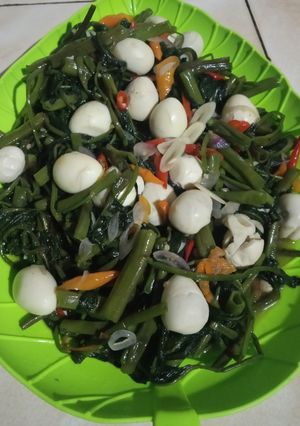 Foto resep Tumis Kangkung Telur Puyuh
