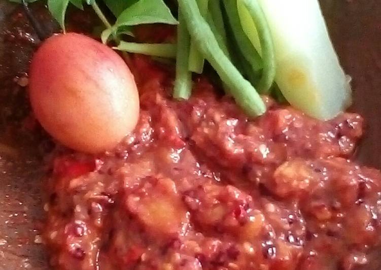 Sambal terung belanda