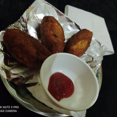 A picture of Bread Roll.