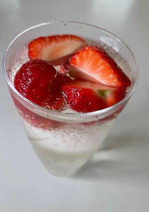 A picture of ‘Safternoon Strawberry Slidedown.