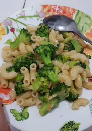 Foto resep MakaRoni bRokoli bawang