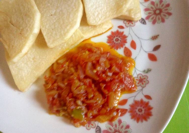 Steps to Prepare Speedy Fried yam and sauce | Satisfyingrecipe.web.app