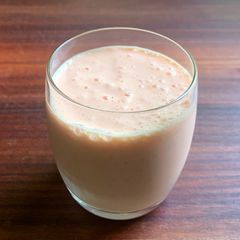 A picture of Papaya Lassi.