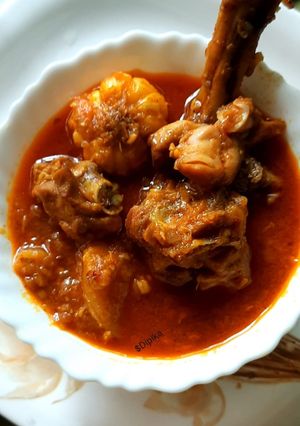 চিকেনের ঝোল(chicken er jhol recipe in Bengali) রেসিপির প্রধান ছবি