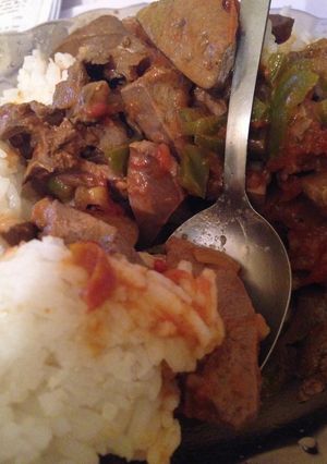 A picture of Stewed liver with rice.