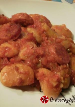 A picture of Gigantes (giant beans) in the oven from Pelion by Lina.