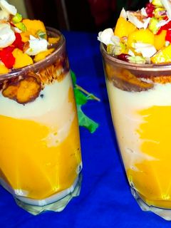 मैंगो शेक (mango shake recipe in Hindi) रेसिपी मुख्य फोटो