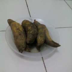 A picture of Cemilan. Ubi lembu oven.