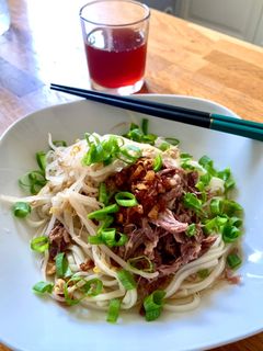 (油封)鴨腿乾拌麵 的食譜成品照片