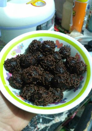 Foto resep Bola-Bola Coklat Meses