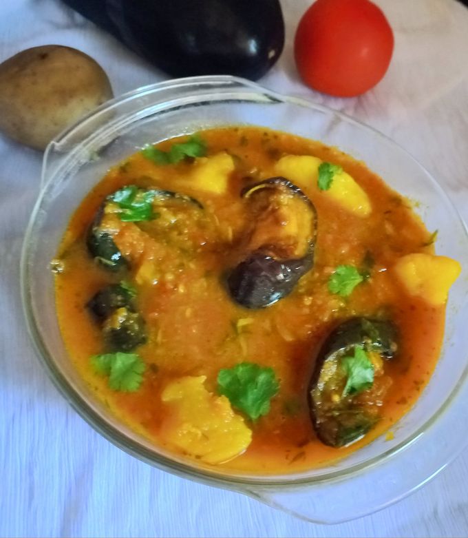 आलू बैंगन की स्पेशल सब्जी (Aloo Baigan Ki Special Sabji ki recipe in hindi) रेसिपी मुख्य फोटो