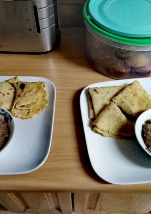 A picture of Soft Butter Roti served with Mince curry.