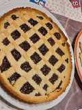 Crostata alla marmellata e biscotti con la frolla avanzata