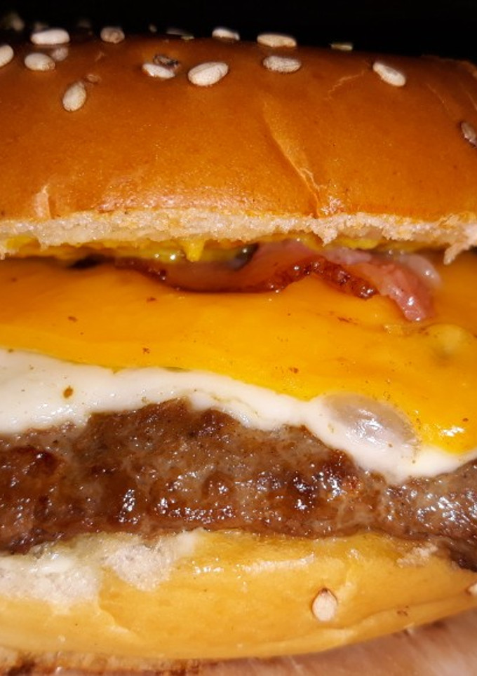 Una foto de HAMBURGUESAS gourmet de carne vacuna