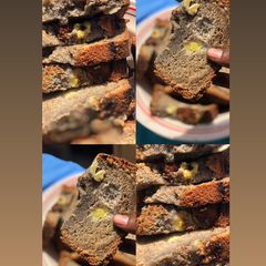 Banana 🍌 cake A picture of Banana 🍌 cake.