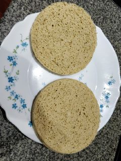 Una foto de Tostadas de pan de atún
