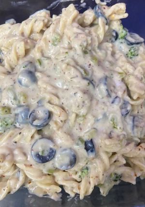 અરેબિતા પાસ્તા (Arrabiata pasta Recipe in Gujarati) રેસીપી મુખ્ય ફોટો