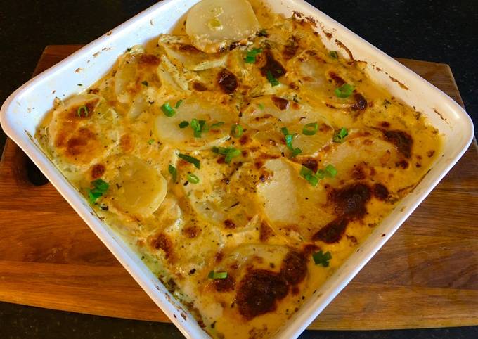 Potatoes And Leeks Scalloped