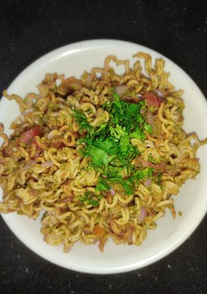 A picture of Maggi chatpati bhel.