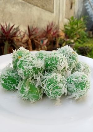Foto resep 240. Klepon isi gula merah