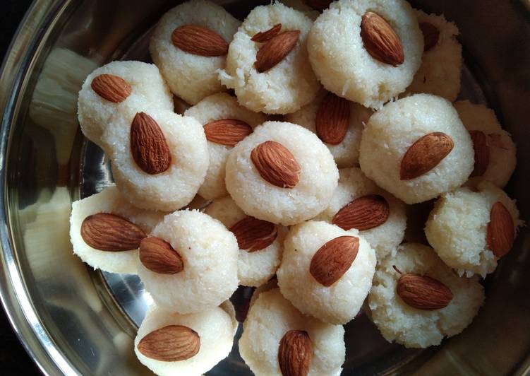 How to Make Quick Coconut ladoo
