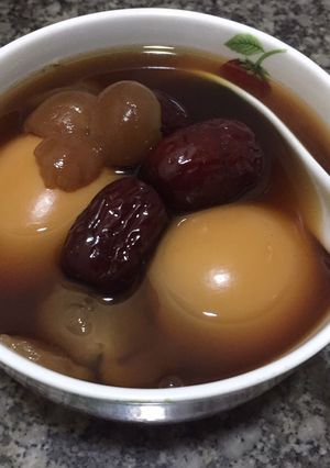 Hình của món Trà trứng người hoa.