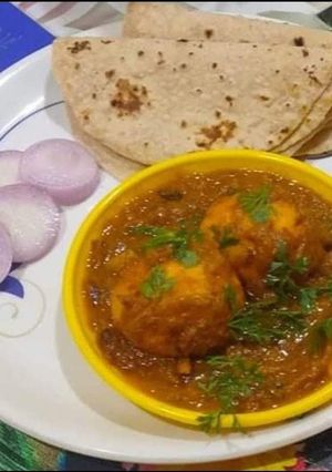 अंडा करी (anda curry recipe in Hindi) रेसिपी मुख्य फोटो