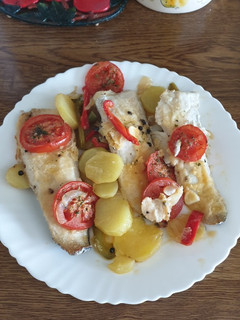 Una foto de Filetes de merluza al limón 🍋 y gratinados con pan rallado